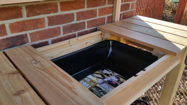Potting bench with dry sink
